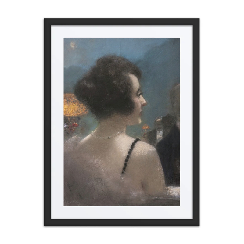 An Elegant Lady