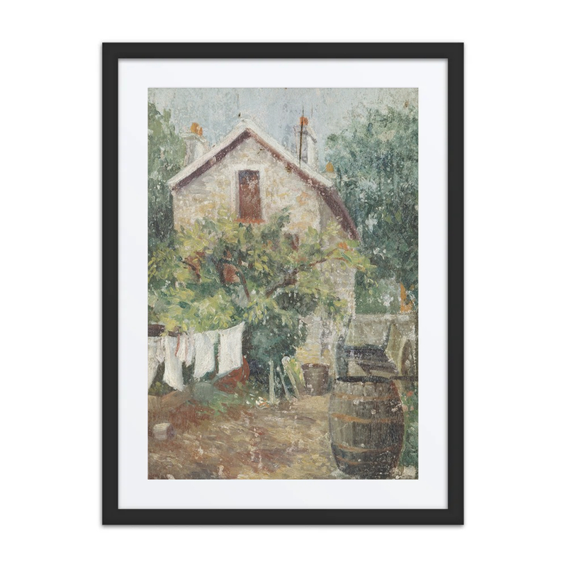 Courtyard with Laundry